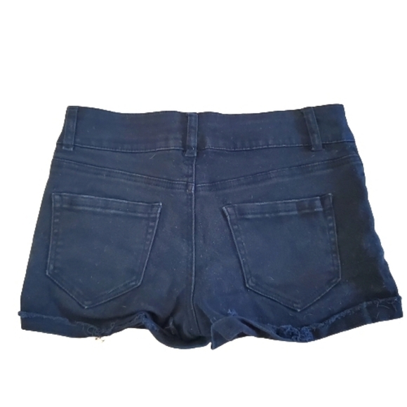 Refuge Black Denim Shorts - Picture 2 of 3